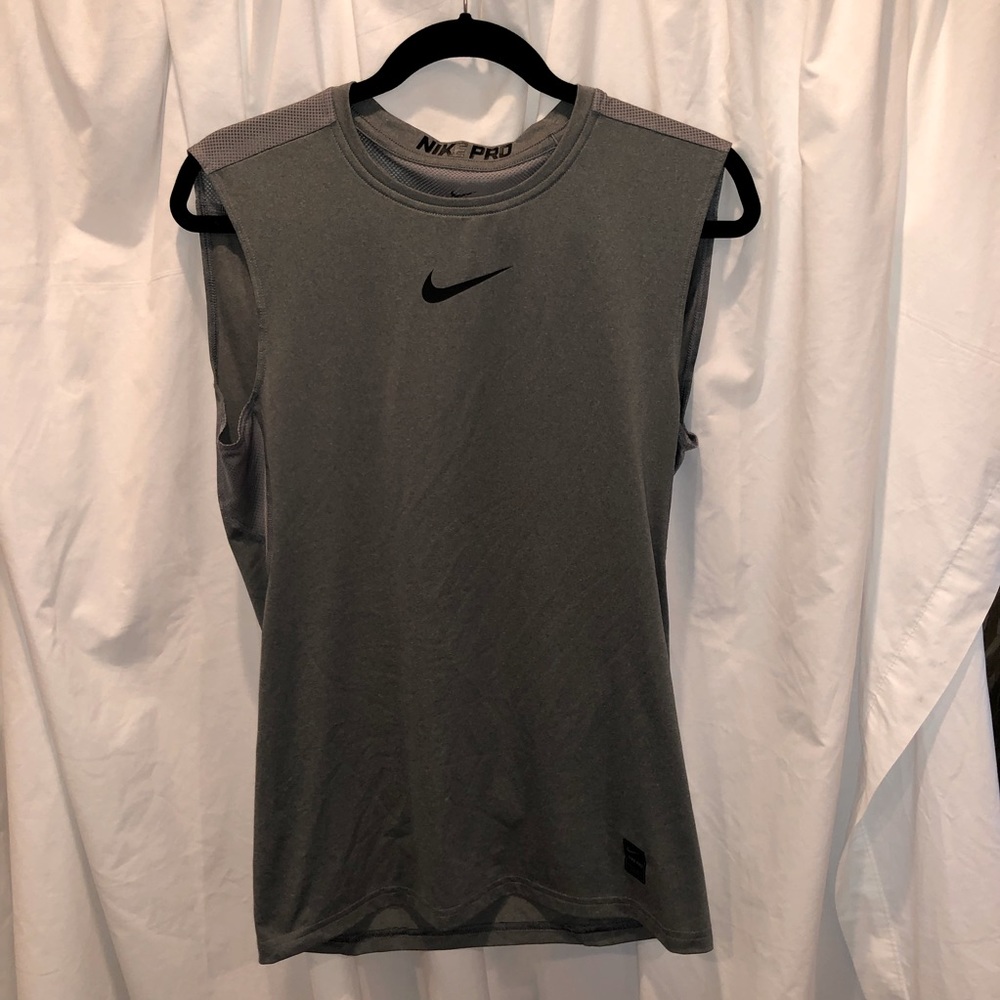 Men's workout shirt